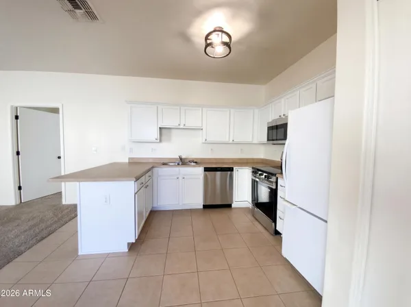 $250,000 | 2300 East Magma Road, Unit 115, San Tan Valley, AZ 85143