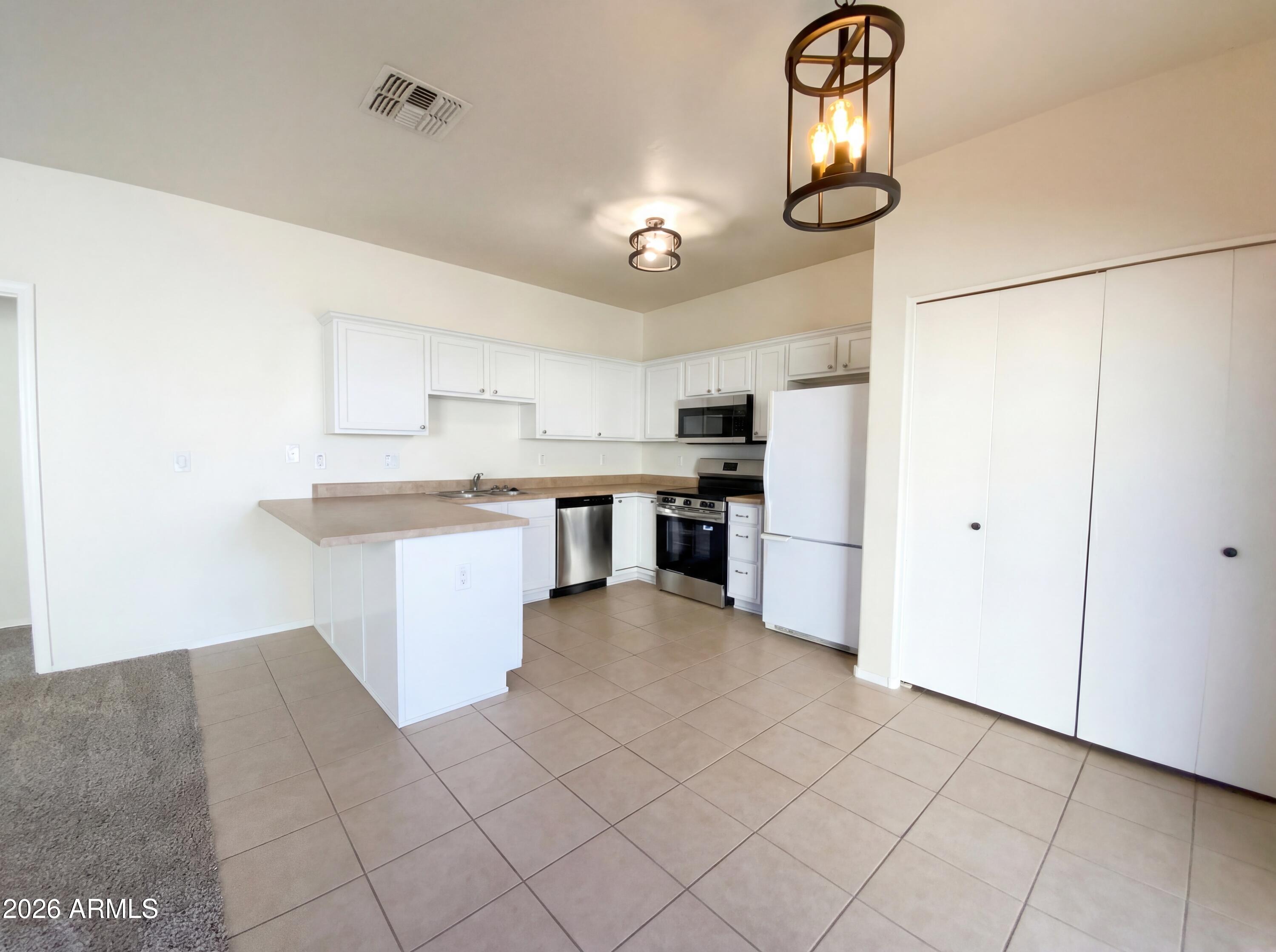 2300 East Magma Road, Unit 115 San Tan Valley, AZ 85143 - Photo 8 of 15 listing_6