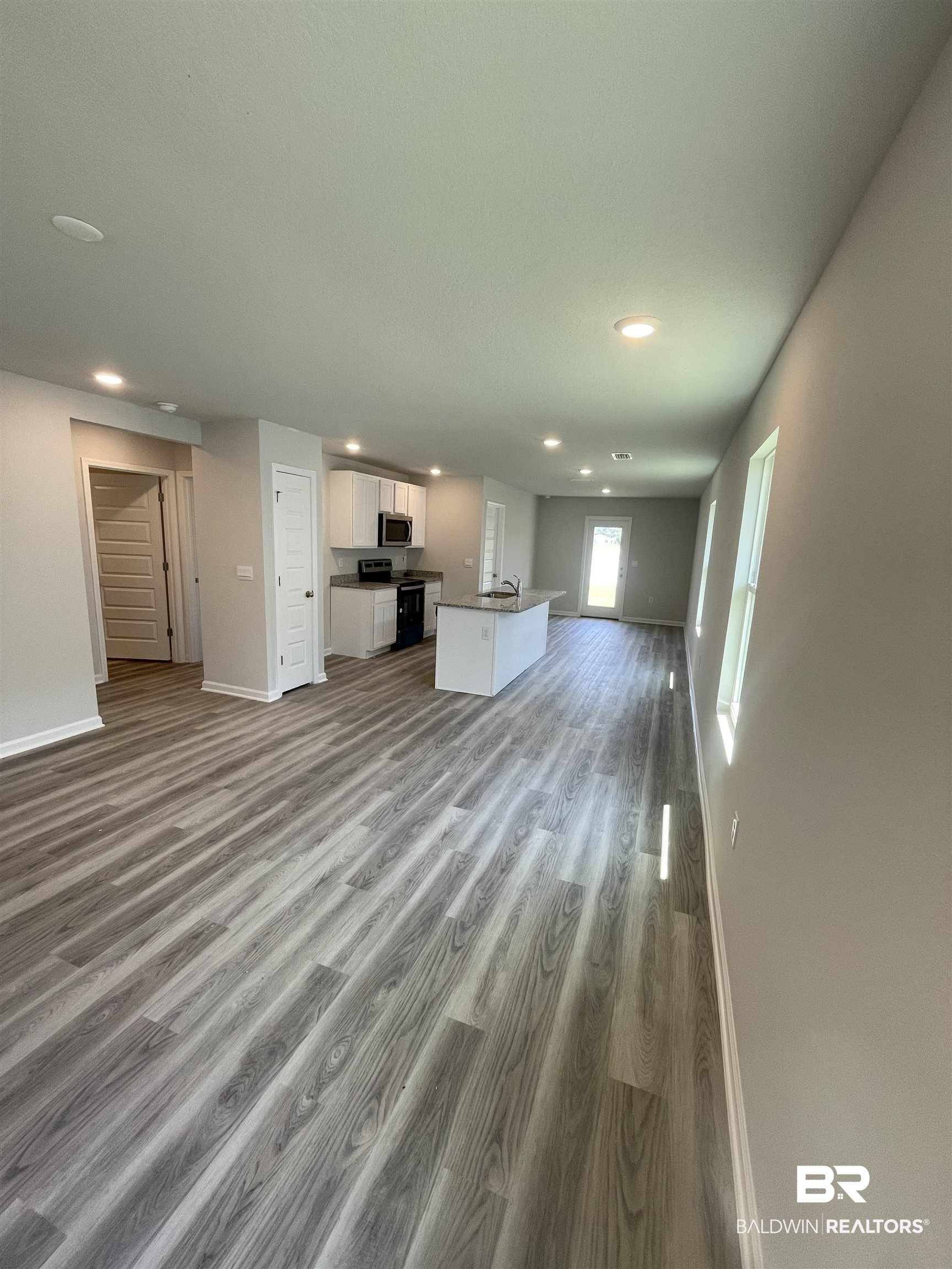 8675 Summer Bay Lane Foley, AL 36535 - Photo 3 of 11