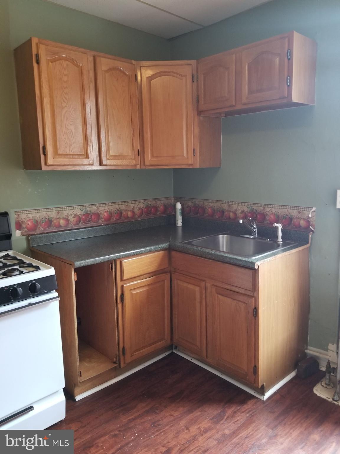 230 South 13th Street, Unit 2 Reading, PA 19602 - Photo 4 of 11