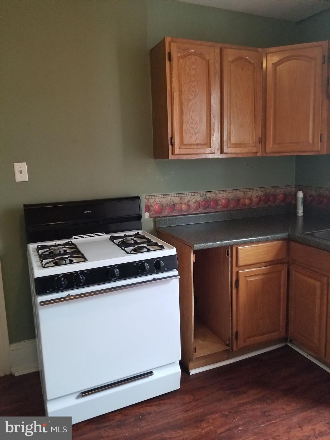 230 South 13th Street, Unit 2 Reading, PA 19602 - Photo 5 of 11