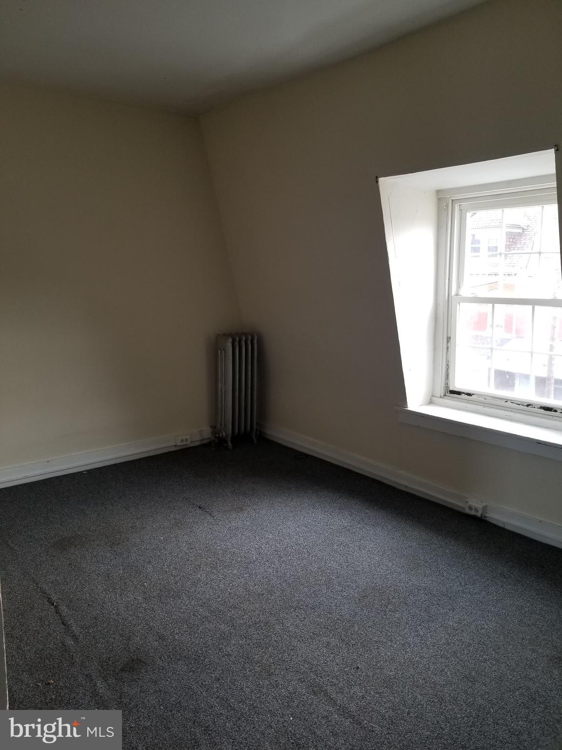 230 South 13th Street, Unit 2 Reading, PA 19602 - Photo 6 of 11