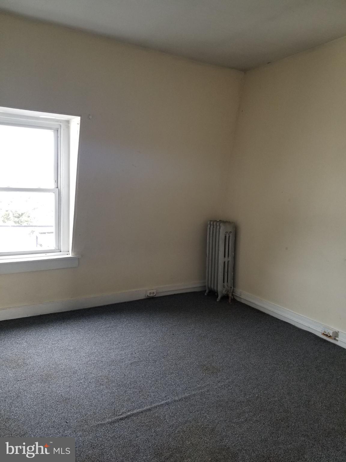 230 South 13th Street, Unit 2 Reading, PA 19602 - Photo 8 of 11