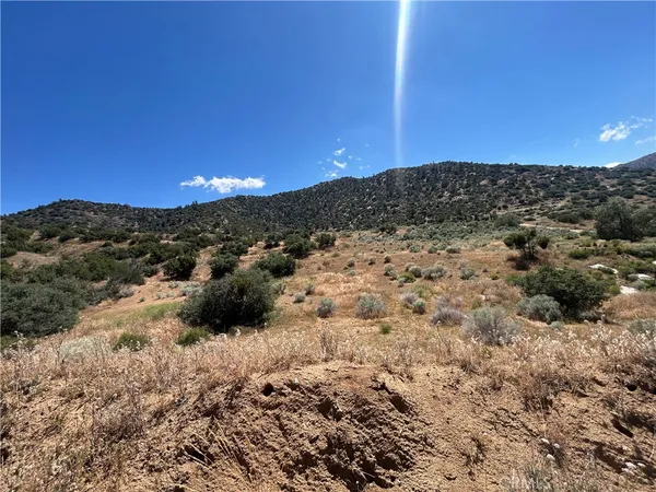 a view of a sky