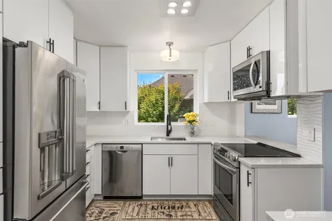 $498,000 | 19131 Harris Avenue Northeast, Suquamish, WA 98392