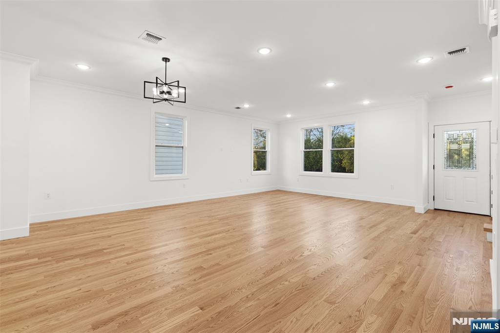 459 Washington Avenue Rutherford, NJ 07070 - Photo 23 of 39