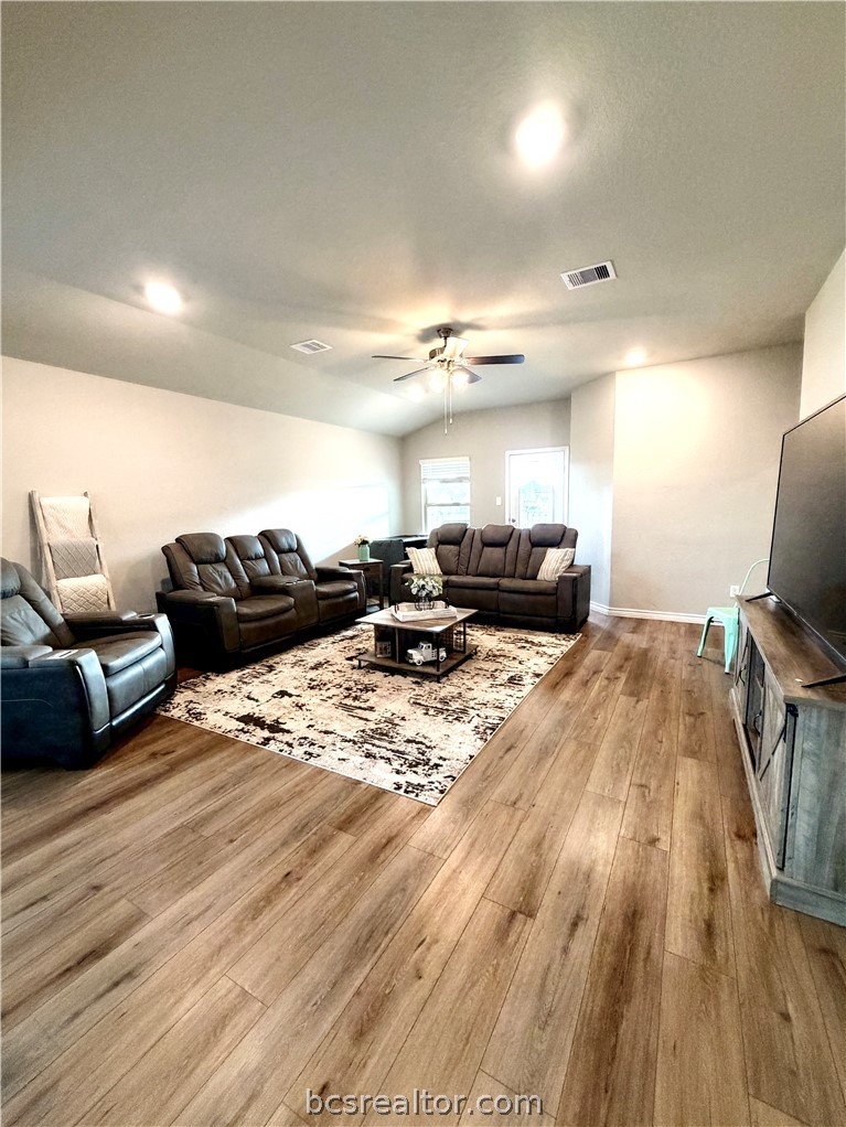 6218 Raleigh Drive College Station, TX 77845 - Photo 6 of 17