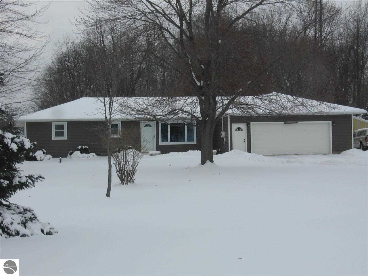 2760 South Nottawa Road Mount Pleasant, MI 48858 - Photo 1 of 9 1793961.JPG