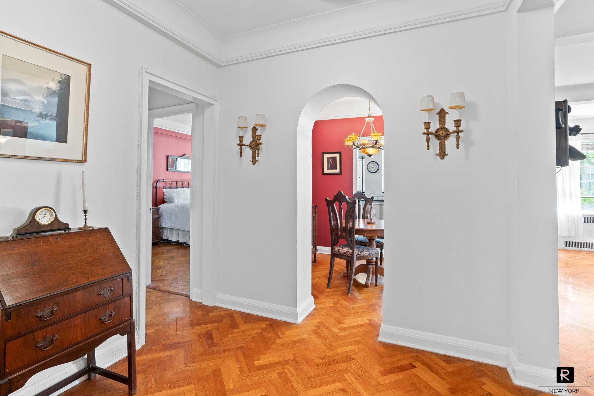 140 Riverside Drive, Unit 6M Manhattan, NY 10024 - Photo 7 of 16