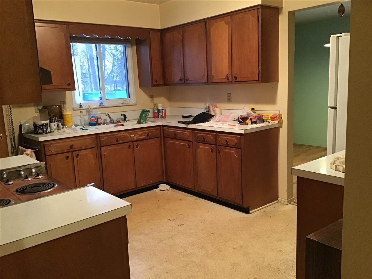 2086 Covert Road Burton, MI 48509 - Photo 5 of 7 50065216-4.JPG