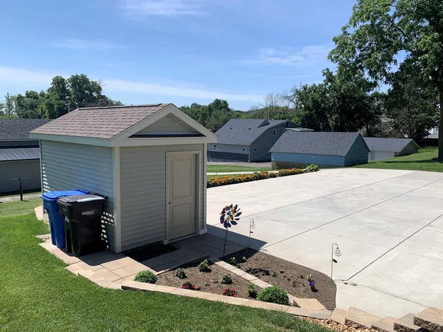 $649,000 | 512-514 South Main Street, Fall River, WI 53932