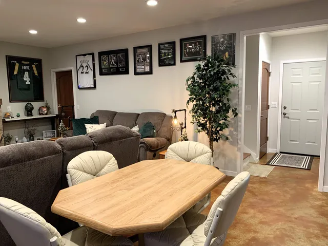 $649,000 | 512-514 South Main Street, Fall River, WI 53932