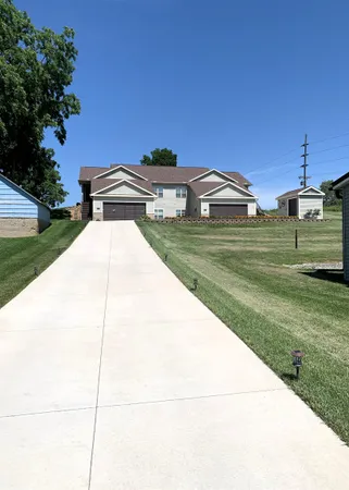 $649,000 | 512-514 South Main Street, Fall River, WI 53932