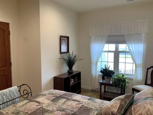 $649,000 | 512-514 South Main Street, Fall River, WI 53932