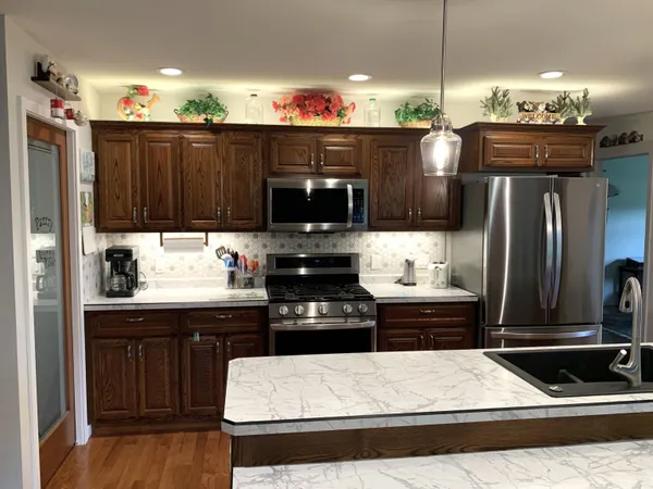 $649,000 | 512-514 South Main Street, Fall River, WI 53932