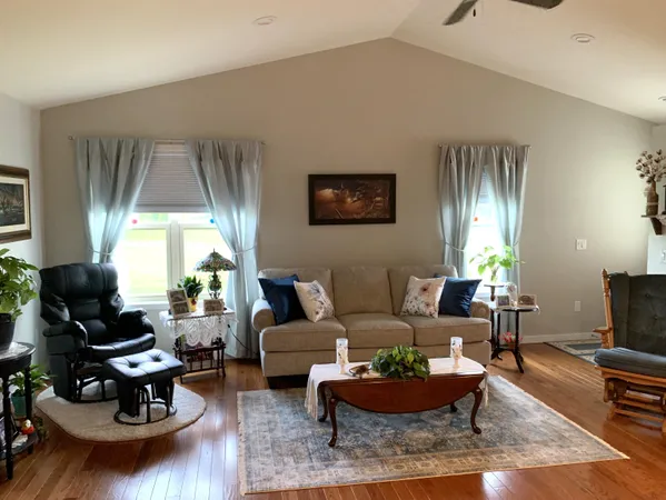 $649,000 | 512-514 South Main Street, Fall River, WI 53932