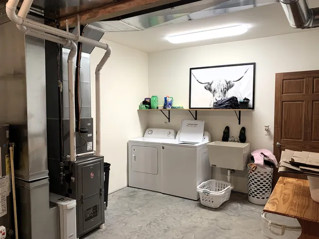 $649,000 | 512-514 South Main Street, Fall River, WI 53932