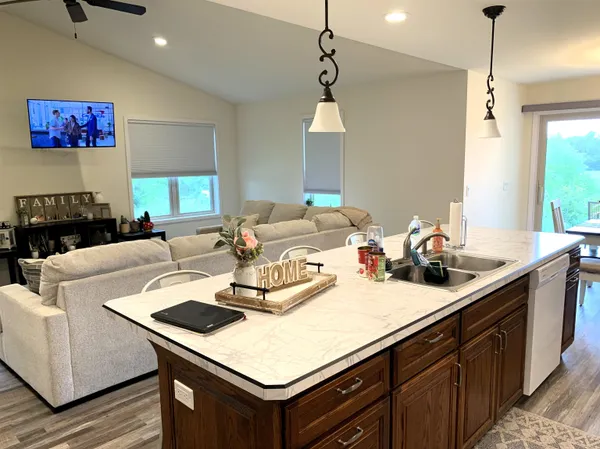 $649,000 | 512-514 South Main Street, Fall River, WI 53932