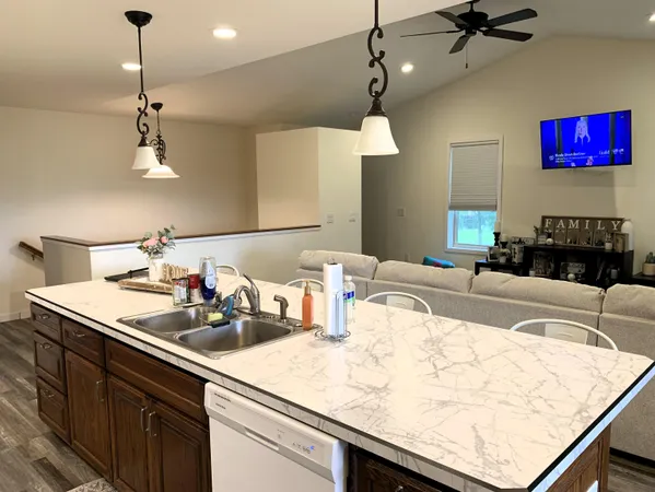 $649,000 | 512-514 South Main Street, Fall River, WI 53932