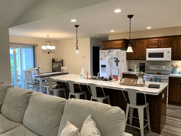 $649,000 | 512-514 South Main Street, Fall River, WI 53932