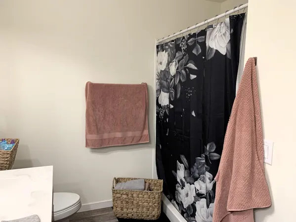 $649,000 | 512-514 South Main Street, Fall River, WI 53932