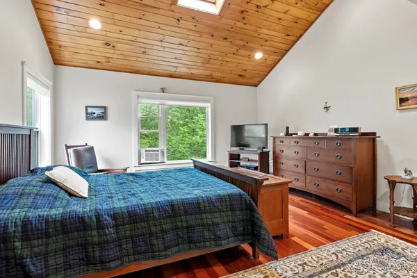 $487,000 | 5 Hillside Place, Unit 2, Boothbay, ME 04537
