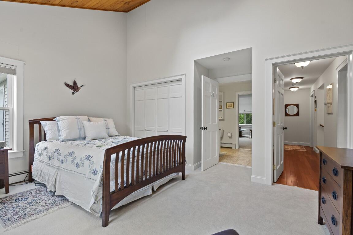 5 Hillside Place, Unit 2 Boothbay, ME 04537 - Photo 34 of 44 33