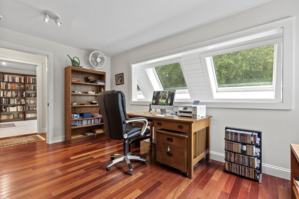 5 Hillside Place, Unit 2 Boothbay, ME 04537 - Photo 41 of 44 40