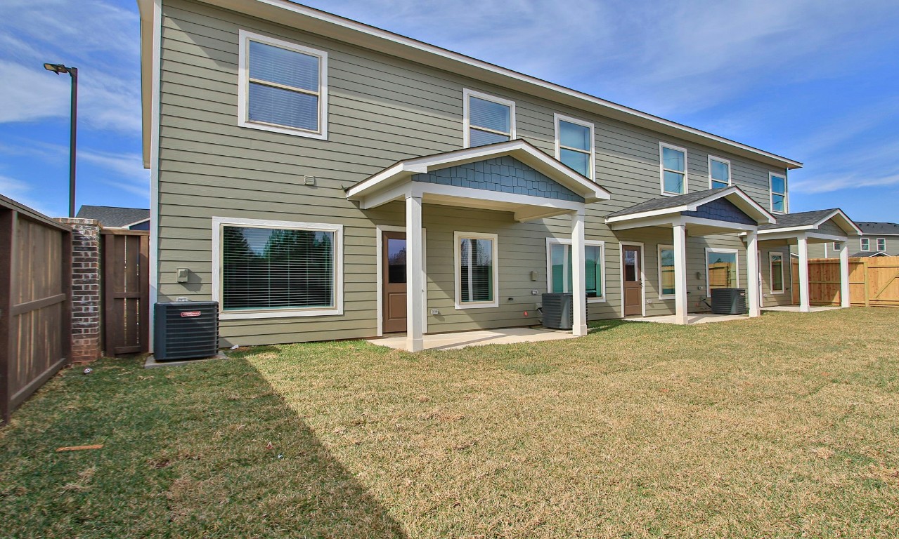 14010 Longstreet Road, Unit 8 Willis, TX 77318 - Photo 18 of 27