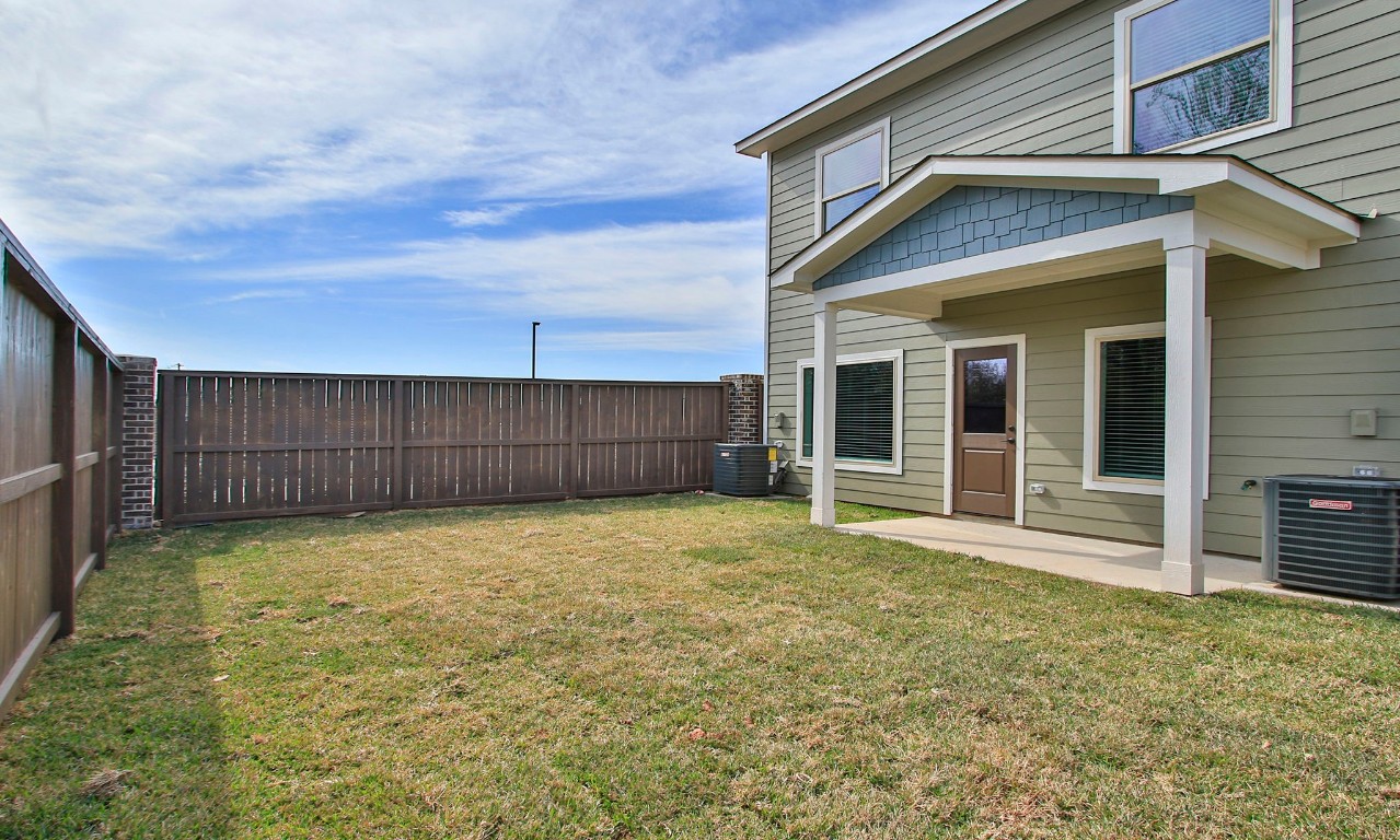 14010 Longstreet Road, Unit 8 Willis, TX 77318 - Photo 19 of 27