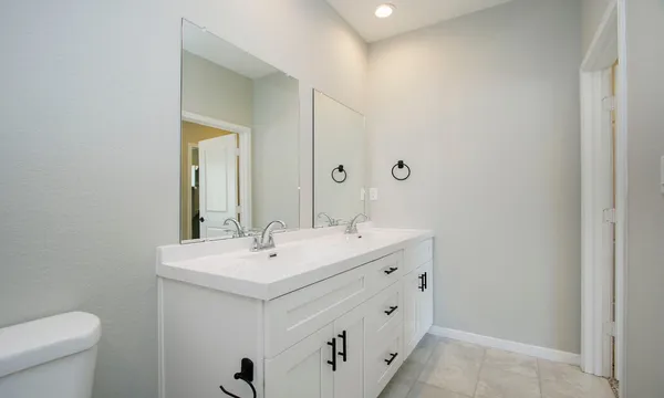 $790,000 | 14010 Longstreet Road, Unit 8, Willis, TX 77318