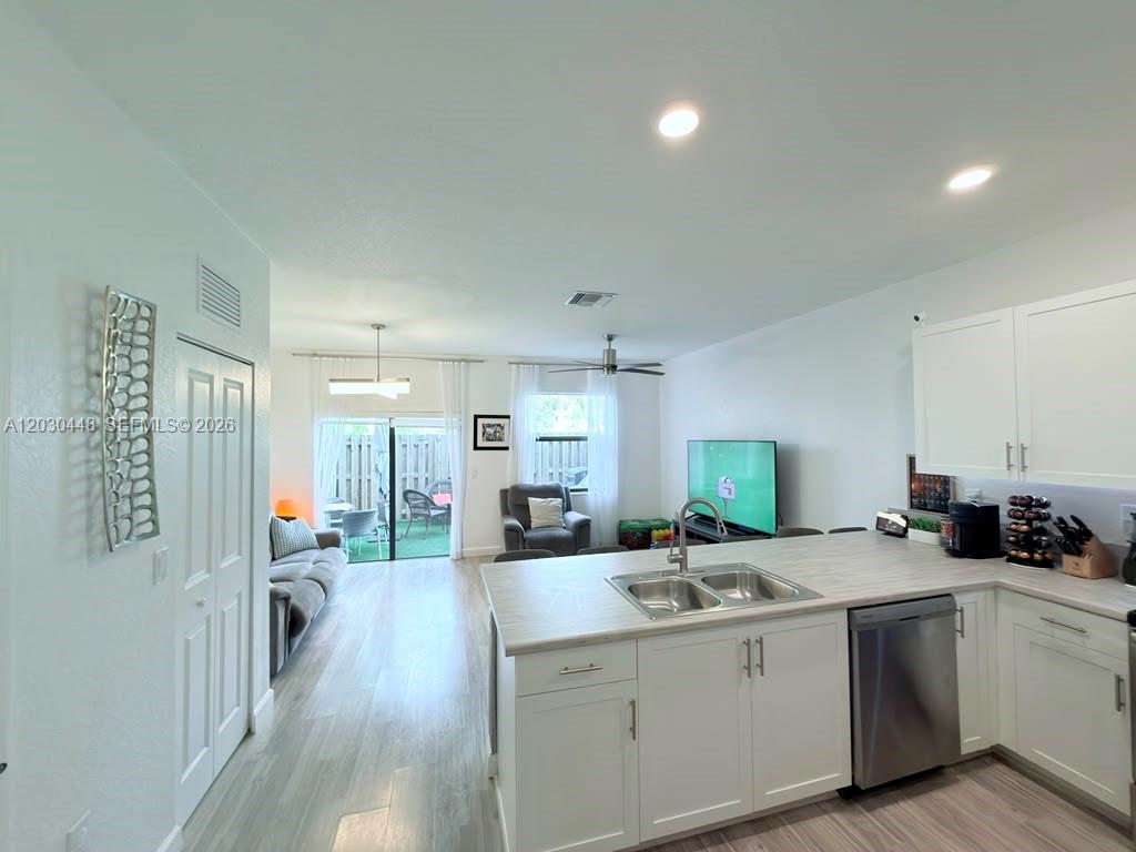 20784 Northeast 5th Court, Unit 20784 Miami, FL 33179 - Photo 6 of 35