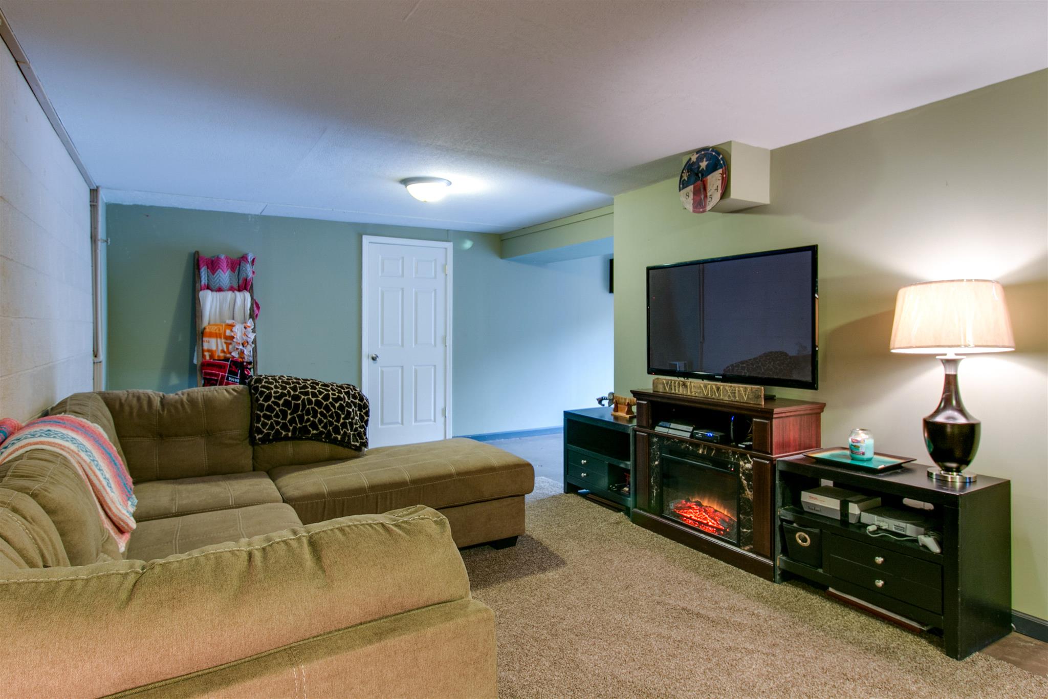 306 Edmondson Ferry Road Clarksville, TN 37040 - Photo 13 of 21 Gallery Image 13