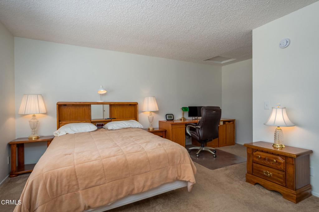 3215 Kelp Lane Oxnard, CA 93035 - Photo 13 of 21 VCV-Kelp-14