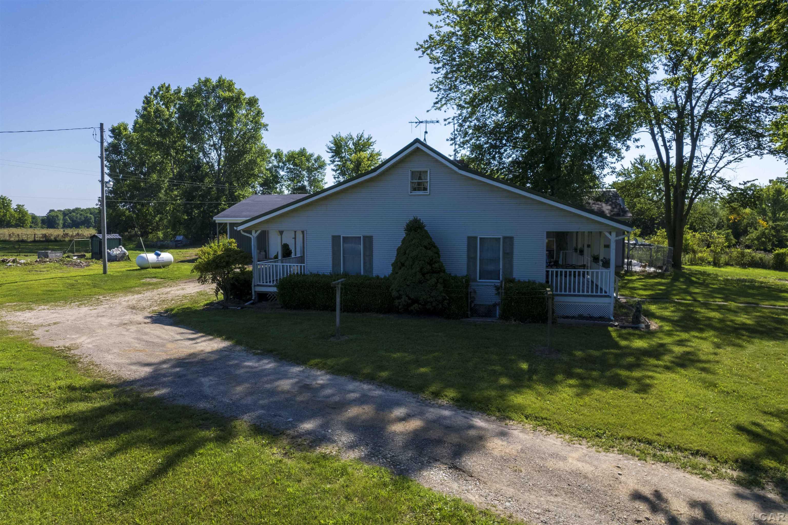 17720 Junction Road Addison, MI 49220 - Photo 28 of 62 50087131-27.JPG