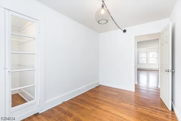 $2,900 | 232 Orange Road, Unit 1S, Montclair, NJ 07042