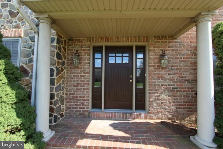 362 Rumford Road Lititz, PA 17543 - Photo 4 of 39 Gallery Image 4