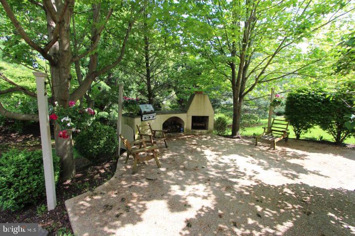 362 Rumford Road Lititz, PA 17543 - Photo 34 of 39 Gallery Image 34