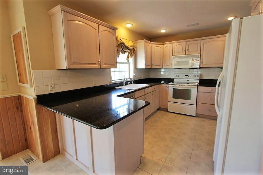 362 Rumford Road Lititz, PA 17543 - Photo 10 of 39 Gallery Image 10