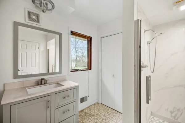 $749,900 | 2003 South Valley Spring Drive, New Berlin, WI 53151