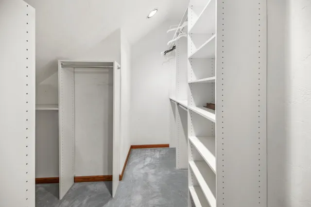 $749,900 | 2003 South Valley Spring Drive, New Berlin, WI 53151