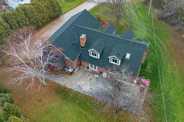 $749,900 | 2003 South Valley Spring Drive, New Berlin, WI 53151