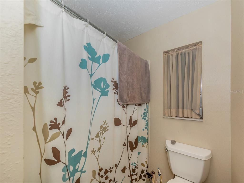1224 Redstart Road Venice, FL 34293 - Photo 11 of 25 Gallery Image 11