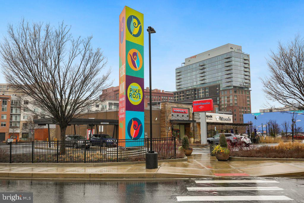11800 Old Georgetown Road, Unit 1407 North Bethesda, MD 20852 - Photo 35 of 36