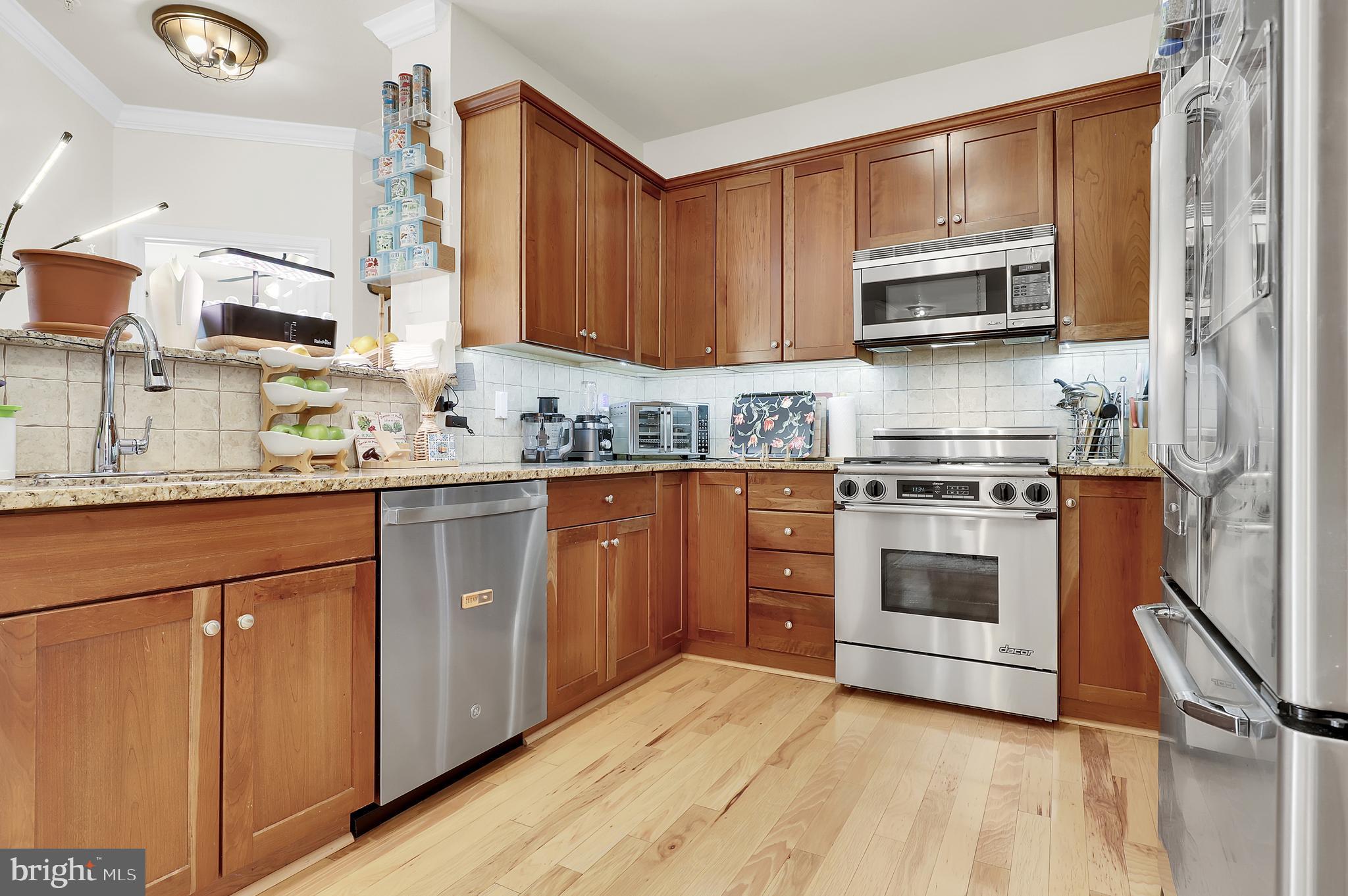11800 Old Georgetown Road, Unit 1407 North Bethesda, MD 20852 - Photo 8 of 36