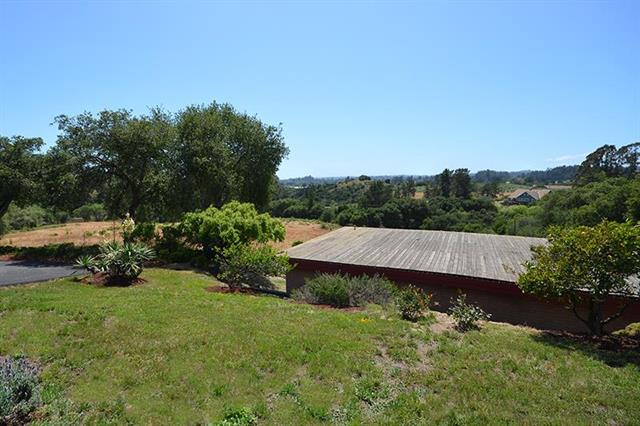 140 Smith Road Watsonville, CA 95076 - Photo 12 of 34 Gallery Image 12