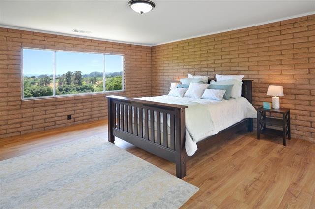 140 Smith Road Watsonville, CA 95076 - Photo 19 of 34 Gallery Image 19