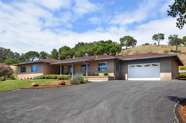 140 Smith Road Watsonville, CA 95076 - Photo 4 of 34 Gallery Image 4