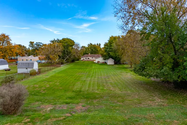 $374,700 | 18622 Burnham Avenue, Lansing, IL 60438