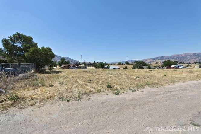 22108 Copper Street Tehachapi, CA 93561 - Photo 17 of 22 Gallery Image 17